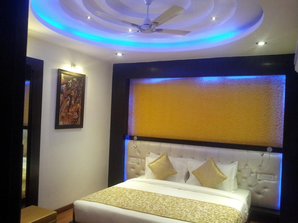Hotel The Haven Kashipur Oda fotoğraf