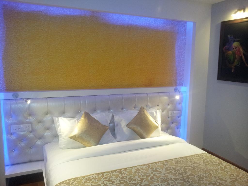Hotel The Haven Kashipur Oda fotoğraf